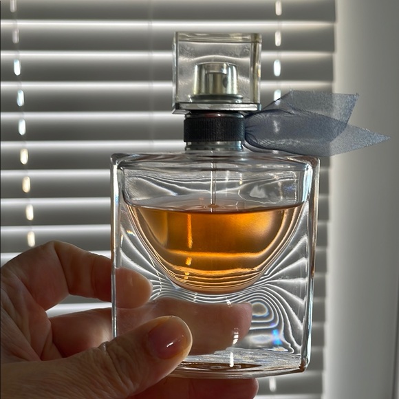 Eau de Parfum Spray - Amber - Picture 2 of 5